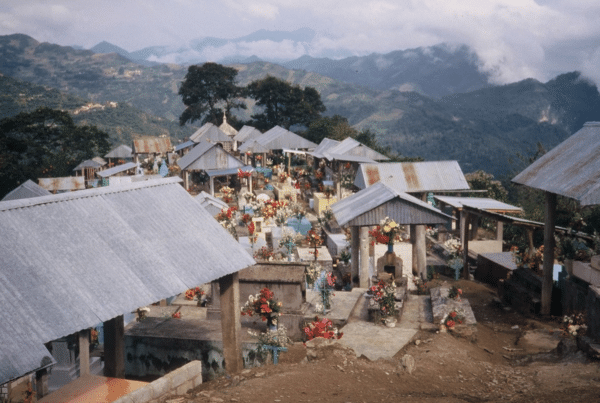 Des frontières symboliques ambigües. Fête des morts, patrimoine et violence au Mexique