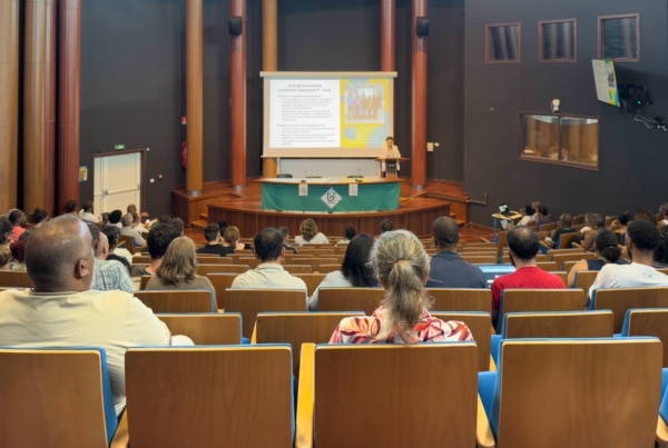 Assemblée générale 2026 de l’Université de Guyane dans l’amphi A devant la communauté universitaire