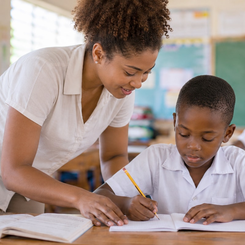 Devenir enseignant en Guyane : une voie plus accessible, plus concrète et plus engagée