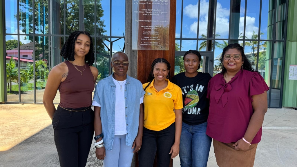 Délégation étudiant les migrations entre le Guyana et les Guyanes à l’Université de Guyane